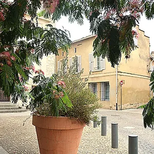 https://maison-rascas.fr-provencehotel.com