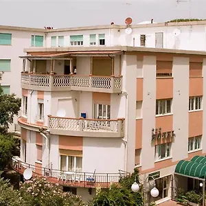 Hotel Ausonia ***